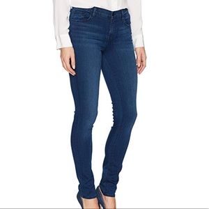 J Brand Jeans 811 Mid-Rise Skinny in Sway